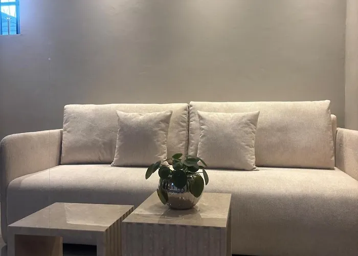 Apartament With Backyard